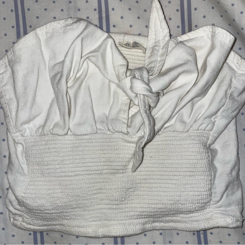Brandy Melville Cropped top color white/Ivory